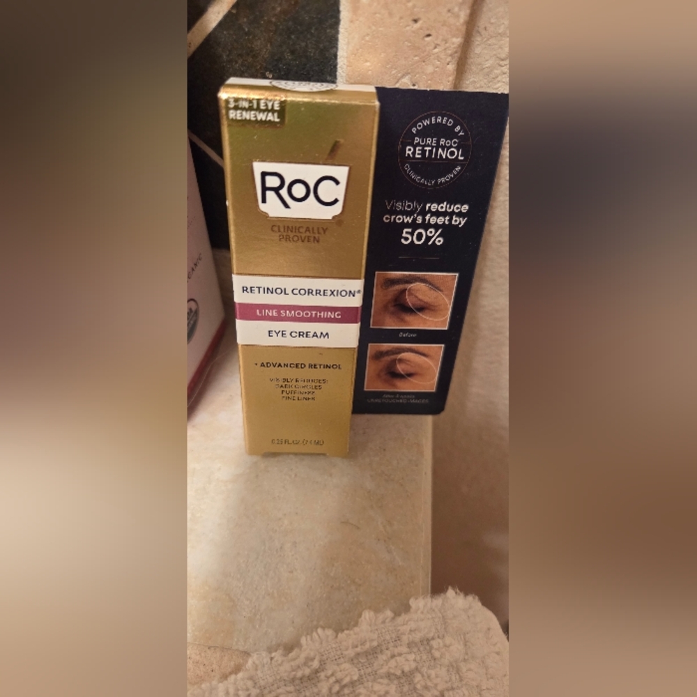 RoC Retinol Correxion Line Smoothing Eye Cream, 0.25 fl oz